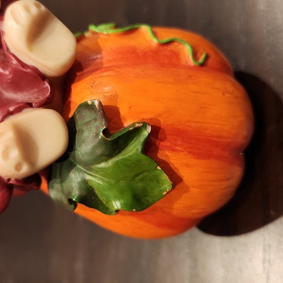 Vintage KIRK Thanksgiving Harvest Cheeks Angel Pilgrim figurine, Cornucopia - Picture 9 of 15